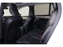 Volvo XC90 T8 Recharge AWD Plus Dark - Luchtvering - Panorama/schuifdak - IntelliSafe Assist & Surround - 360º Camera - Bowers & Wilkins audio - Adaptieve LED koplampen - Verwarmde voorstoelen, stuur & achterbank - Parkeersensoren voor & achter - Elektr. bedienb. voorstoelen met geheugen - Geventileerde voorstoelen - Draadloze tel. lader - Extra getint glas - Inklapbare trekhaak - 21' LMV