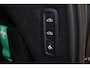 Volvo XC90 T8 Recharge AWD Plus Dark - Luchtvering - Panorama/schuifdak - IntelliSafe Assist & Surround - 360º Camera - Bowers & Wilkins audio - Adaptieve LED koplampen - Verwarmde voorstoelen, stuur & achterbank - Parkeersensoren voor & achter - Elektr. bedienb. voorstoelen met geheugen - Geventileerde voorstoelen - Draadloze tel. lader - Extra getint glas - Inklapbare trekhaak - 21' LMV