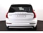 Volvo XC90 T8 Recharge AWD Plus Dark - Luchtvering - Panorama/schuifdak - IntelliSafe Assist & Surround - 360º Camera - Bowers & Wilkins audio - Adaptieve LED koplampen - Verwarmde voorstoelen, stuur & achterbank - Parkeersensoren voor & achter - Elektr. bedienb. voorstoelen met geheugen - Geventileerde voorstoelen - Draadloze tel. lader - Extra getint glas - Inklapbare trekhaak - 21' LMV