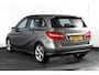 Mercedes-Benz B-klasse 200 Ambition 157 PK - Automaat Orig. NL. | Cruise | PDC | NAV | Airco | Wegklapbare Trekhaak | LM 17" |