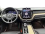 Volvo XC60 T8 Ultra Bright | Trekhaak | Luchtvering | Pano | 360* |