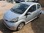 Toyota Aygo 1.0-12V Comfort NL AUTO NAP! 1e EIGENAAR! GEEN IMPORT! Elek pakket l Carplay l Navi l DEALER OH!