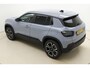 Jeep Avenger 1.2 e-Hybrid Summit | VAN €41.525,- VOOR €35.950,-! | Navigatie | Voorruitverwarming | 18'' lichtmetalen velgen | JBL | Elektrische kofferklep | Adapt. Cruise control