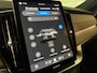 Volvo XC90 T8 AWD Recharge Ultra Executive Edit. | Full Option! | Bowers & Wilkins | Luchtvering | Stoelventilatie | Trekhaak | 360 Camera | Head-Up Display | Stoelmassage | 455pk | Adaptieve Cruise Control | Stoelverwarming voor+achter | Stuurwielverwarming | Schuifdak | 22 Inch | Full LED  Meesturende koplampen | Gelamineerde/geluidwerende zijruiten | Pilot Assist | BLIS Dode Hoek Detectie | Alcantara hemelbekleding | Lederen handgrepen en zonnekleppen | Elektrische voorstoelen geheugen | Nappa Lederen bekleding | Zitting verlenging voorstoelen | Lederen Dashboard | Google Infotainment | Keyless Drive | Parkeersensoren voor+achter | Privacy Glass | Elektrisch bedienbare achterklep | Geïntegreerde zongordijnen achterportieren | Geïntegreerd kinderzitje achterin | Verlichte instaplijsten | 7-Persoons | 4-Zone Climate Control | DAB Radio | Apple Carplay/Android Auto | Alarm Klasse III | Draadloos telefoon opladen | Volvo On Call met mobiele App functie | Denim Blue Metallic |