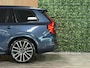 Volvo XC90 T8 AWD Recharge Ultra Executive Edit. | Full Option! | Bowers & Wilkins | Luchtvering | Stoelventilatie | Trekhaak | 360 Camera | Head-Up Display | Stoelmassage | 455pk | Adaptieve Cruise Control | Stoelverwarming voor+achter | Stuurwielverwarming | Schuifdak | 22 Inch | Full LED  Meesturende koplampen | Gelamineerde/geluidwerende zijruiten | Pilot Assist | BLIS Dode Hoek Detectie | Alcantara hemelbekleding | Lederen handgrepen en zonnekleppen | Elektrische voorstoelen geheugen | Nappa Lederen bekleding | Zitting verlenging voorstoelen | Lederen Dashboard | Google Infotainment | Keyless Drive | Parkeersensoren voor+achter | Privacy Glass | Elektrisch bedienbare achterklep | Geïntegreerde zongordijnen achterportieren | Geïntegreerd kinderzitje achterin | Verlichte instaplijsten | 7-Persoons | 4-Zone Climate Control | DAB Radio | Apple Carplay/Android Auto | Alarm Klasse III | Draadloos telefoon opladen | Volvo On Call met mobiele App functie | Denim Blue Metallic |