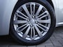 Peugeot 208 1.2 PureTech Allure 110 PK | Automaat | Climate Control | Navigatie | Cruise Control | Licht Metalen Velgen | Apple carplay/Android auto | AUX | USB | Dealer onderhouden