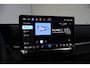 Volkswagen T-Roc 1.5 eTsi R-Line First Edition 150PK DSG Pano-Schuifdak | Trekhaak | Black Style | 20" LM Velgen | Keyless |Side Asisst |Matrix LED-Verlichting | Achteruitrijcamera