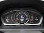 Volvo V60 2.0 T3 150PK Nordic / Parkeerverwarming / Trekhaak / All Season Banden / Parkeersensoren V+A / Verwarmbare voorstoelen + Achterbank /