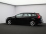 Volvo V60 2.0 T3 150PK Nordic / Parkeerverwarming / Trekhaak / All Season Banden / Parkeersensoren V+A / Verwarmbare voorstoelen + Achterbank /