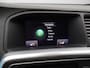 Volvo V60 2.0 T3 150PK Nordic / Parkeerverwarming / Trekhaak / All Season Banden / Parkeersensoren V+A / Verwarmbare voorstoelen + Achterbank /