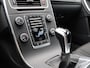 Volvo V60 2.0 T3 150PK Nordic / Parkeerverwarming / Trekhaak / All Season Banden / Parkeersensoren V+A / Verwarmbare voorstoelen + Achterbank /