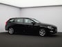 Volvo V60 2.0 T3 150PK Nordic / Parkeerverwarming / Trekhaak / All Season Banden / Parkeersensoren V+A / Verwarmbare voorstoelen + Achterbank /