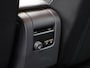 Volvo V60 2.0 T3 150PK Nordic / Parkeerverwarming / Trekhaak / All Season Banden / Parkeersensoren V+A / Verwarmbare voorstoelen + Achterbank /