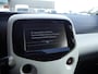 Peugeot 108 1.0 e-VTi Allure | 3 drs | Achteruitrijcamera | Climate control | Lichtmetalen velgen | Extra getint glas