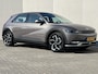 Hyundai Ioniq 5 Style 73kWh / Dealer onderhouden / Accu SoH 100 % / Fabrieksgarantie tot 05-2027 / WLTP 481 km stad 686 km / CCS snel laden / warmtepomp / 1.600 kg trekgewicht / Stuur- en stoelverwarming / Elektr. stoel / 19" LM wielen /