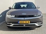 Hyundai Ioniq 5 Style 73kWh / Dealer onderhouden / Accu SoH 100 % / Fabrieksgarantie tot 05-2027 / WLTP 481 km stad 686 km / CCS snel laden / warmtepomp / 1.600 kg trekgewicht / Stuur- en stoelverwarming / Elektr. stoel / 19" LM wielen /