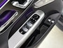 Mercedes-Benz GLC 300 e 4MATIC AMG Plug-In Hybride | AMG Line Premium Plus | Night Pakket | PAnorama Schuif-Kanteldak | Distronic | Zwarte Hemel | Stuur en Stoelverwarming. Inclusief 24 maanden Mercedes-Benz Certified garantie voor Europa.