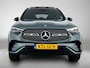 Mercedes-Benz GLC 300 e 4MATIC AMG Plug-In Hybride | AMG Line Premium Plus | Night Pakket | PAnorama Schuif-Kanteldak | Distronic | Zwarte Hemel | Stuur en Stoelverwarming. Inclusief 24 maanden Mercedes-Benz Certified garantie voor Europa.