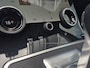 Land Rover Range Rover Evoque 1.5 P300e AWD S Premium kleur | Elektrisch verstelbare stoelen met geheugen | Voorstoelen verwarmd | Draadloos Apple carplay en Android auto | Meridian audiosysteem | Schuif kanteldak | Elektrische achterklep | Lederen bekleding