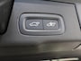 Volvo XC60 2.0 T8 Plug-in hybrid AWD Plus Dark | Panoramadak | HUD | Ele.verstelbare stoelen + Geheugen | Stoelverwarming voor + achter | Navigatie | Apple CarPlay/Android Auto | Harman/Kardon Audio | DAB | Adaptieve Cruise Control | HUD | Ele.kofferdeksel |