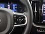 Volvo XC60 2.0 T8 Plug-in hybrid AWD Plus Dark | Panoramadak | HUD | Ele.verstelbare stoelen + Geheugen | Stoelverwarming voor + achter | Navigatie | Apple CarPlay/Android Auto | Harman/Kardon Audio | DAB | Adaptieve Cruise Control | HUD | Ele.kofferdeksel |