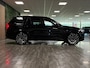 Volvo XC90 T8 AWD Recharge Ultra Black Executive Edit. | Full Option! | Bowers & Wilkins | Luchtvering | Stoelventilatie | Trekhaak | 360 Camera | Head-Up Display | Stoelmassage | 455pk | Adaptieve Cruise Control | Stoelverwarming voor+achter | Stuurwielverwarming | Schuifdak | 22 Inch | Full LED Matrix Meesturende koplampen | Gelamineerde/geluidwerende zijruiten | Pilot Assist | BLIS Dode Hoek Detectie | Alcantara hemelbekleding | Lederen handgrepen en zonnekleppen | Elektrische voorstoelen geheugen | Nappa Lederen bekleding | Zitting verlenging voorstoelen | Lederen Dashboard | Google Infotainment | Keyless Drive | Parkeersensoren voor+achter | Privacy Glass | Elektrisch bedienbare achterklep | Geïntegreerde zongordijnen achterportieren | Geïntegreerd kinderzitje achterin | Verlichte instaplijsten | 7-Persoons | 4-Zone Climate Control | DAB Radio | Apple Carplay/Android Auto | Alarm Klasse III | Draadloos telefoon opladen | Volvo On Call met mobiele App functie | Onyx Black Metallic |