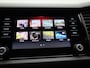 Skoda Kodiaq 1.5 TSI Sportline Business | Panoramadak | Trekhaak | Sfeerverlichting | Apple Carplay / Android Auto | Matrix | Camera | Canton | Memory Seats | Stoel- Stuurverwarming | Climate Control | Lichtmetalen Velgen |