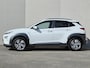 Hyundai Kona Electric EV Fashion 39 kWh / SOH 100% / Dealer onderhouden / CCS snelladen / Stuur- & Stoelverwarming / All season banden / Achteruitrijcamera / Warmtepomp / Keyless Entry/Start / Krell Audio Systeem / Apple Carplay Android Auto /