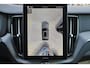Volvo XC60 T6 Recharge AWD Plus Black Edition - Panorama/schuifdak - IntelliSafe Assist & Surround - 360º Camera - Harman/Kardon audio - Adaptieve LED koplampen - Verwarmde voorstoelen, stuur & achterbank - Parkeersensoren voor & achter - Elektr. bedienb. voorstoelen met geheugen - Draadloze tel. lader - Extra getint glas - 21' LMV