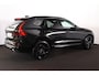 Volvo XC60 T6 Recharge AWD Plus Black Edition - Panorama/schuifdak - IntelliSafe Assist & Surround - 360º Camera - Harman/Kardon audio - Adaptieve LED koplampen - Verwarmde voorstoelen, stuur & achterbank - Parkeersensoren voor & achter - Elektr. bedienb. voorstoelen met geheugen - Draadloze tel. lader - Extra getint glas - 21' LMV