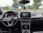 Volkswagen T-Roc 1.5 TSI DSG PANO IQ LANE KEYLESS TREKHAAK