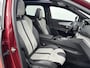 Peugeot 3008 SUV 225pk Plug-In HYbrid GT | Nachtzicht-Assistent | Schuif/Kanteldak | Masssage Voorstoelen | Stoelverwarming | Carplay | Cruise Control Adaptief