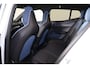 Volvo EX30 Extended Range Ultra 69 kWh - Panoramadak - Adaptive Cruise Control - 360º Camera - Harman/Kardon audio - Verwarmde voorstoelen & stuur - Parkeersensoren voor & achter - Extra getint glas - 19' LMV