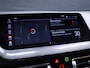 BMW 1-Serie 118i Executive Edition [ADAPTIVE CRUISE, SPORT LINE, APPLE CARPLAY, ANDROID, STOELVERWARMING, LED, PDC V+A, CLIMATE CONTROL, NAVIGATIE, PRIVACY GLASS, DAB, BLUETOOTH, NIEUWSTAAT]