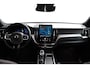 Volvo XC60 2.0 T6 Plug-in hybrid AWD Plus Black Edition | Luchtvering | Panoramadak | HU-Display | Trekhaak |