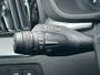 Volvo XC60 2.0 T6 Plug-in hybrid AWD Plus Black Edition | Luchtvering | Panoramadak | HU-Display | Trekhaak |