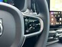 Volvo XC60 2.0 T6 Plug-in hybrid AWD Plus Black Edition | Luchtvering | Panoramadak | HU-Display | Trekhaak |