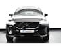 Volvo XC60 2.0 T6 Plug-in hybrid AWD Plus Black Edition | Luchtvering | Panoramadak | HU-Display | Trekhaak |