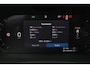 Volvo XC60 T6 Recharge AWD Core Bright - Panorama/schuifdak - IntelliSafe Assist & Surround - Parkeercamera achter - Verwarmde voorstoelen, stuur & achterbank - Parkeersensoren voor & achter - Draadloze tel. lader - Extra getint glas - Inklapbare trekhaak - 18' LMV