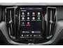 Volvo XC60 T6 Recharge AWD Core Bright - Panorama/schuifdak - IntelliSafe Assist & Surround - Parkeercamera achter - Verwarmde voorstoelen, stuur & achterbank - Parkeersensoren voor & achter - Draadloze tel. lader - Extra getint glas - Inklapbare trekhaak - 18' LMV