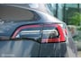 Tesla Model Y Long Range AWD 75 kWh | Full Self-Driving pack | Midnight Silver Metallic | Dual Motor | 20 inch inductie velgen | Stoelverwarming | DAB+ | Dashcam