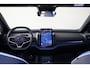 Volvo EX30 Extended Range Plus 69 kWh - Adaptive Cruise Control - Harman/Kardon audio - Parkeercamera achter - Verwarmde voorstoelen & stuur - Parkeersensoren voor & achter - Extra getint glas - 19' LMV