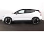 Volvo EX30 Extended Range Plus 69 kWh - Adaptive Cruise Control - Harman/Kardon audio - Parkeercamera achter - Verwarmde voorstoelen & stuur - Parkeersensoren voor & achter - Extra getint glas - 19' LMV