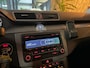 Volkswagen Passat 1.8 TSI Highline | Trekhaak | Stoelverwarming | Cruise | PDC | Clima
