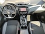 Nissan Qashqai 1.3 DIG-T N-Connecta / Dealer onderhouden / Panorama dak / 1.500 kg trekgewicht / Navigatie / Camera 360° / Apple Carplay Android / Stoelverwarming / 18" LM wielen & All Season banden /