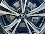 Nissan Qashqai 1.3 DIG-T N-Connecta / Dealer onderhouden / Panorama dak / 1.500 kg trekgewicht / Navigatie / Camera 360° / Apple Carplay Android / Stoelverwarming / 18" LM wielen & All Season banden /