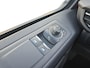 Ford Transit Custom 320 2.0 TDCI L2H1 Limited 136 pk handgeschakeld | BPM vrij! | Dealer onderhouden | Trekhaak | Apple carplay/ Android Auto | Cruise Control | Stoelverwarming | Voorruitverwarming | 6 maanden garantie!