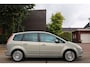 Ford C-Max 2.0-16V Limited | AUTOMAAT | AIRCO | NAVI | TREKHAAK | NAP | MOOIE GOED ONDERHOUDEN AUTO |