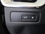 Volvo XC60 2.0 T8 Plug-in hybrid AWD Plus Dark | Panoramadak | Ele.verstelbare stoelen + Geheugen | Harman/Kardon | Comfortstoelen | Stoelverwarming voor + achter | Apple CarPlay/Android Auto | 360 Camera |