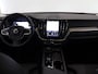Volvo XC60 2.0 T8 Plug-in hybrid AWD Plus Dark | Panoramadak | Ele.verstelbare stoelen + Geheugen | Harman/Kardon | Comfortstoelen | Stoelverwarming voor + achter | Apple CarPlay/Android Auto | 360 Camera |